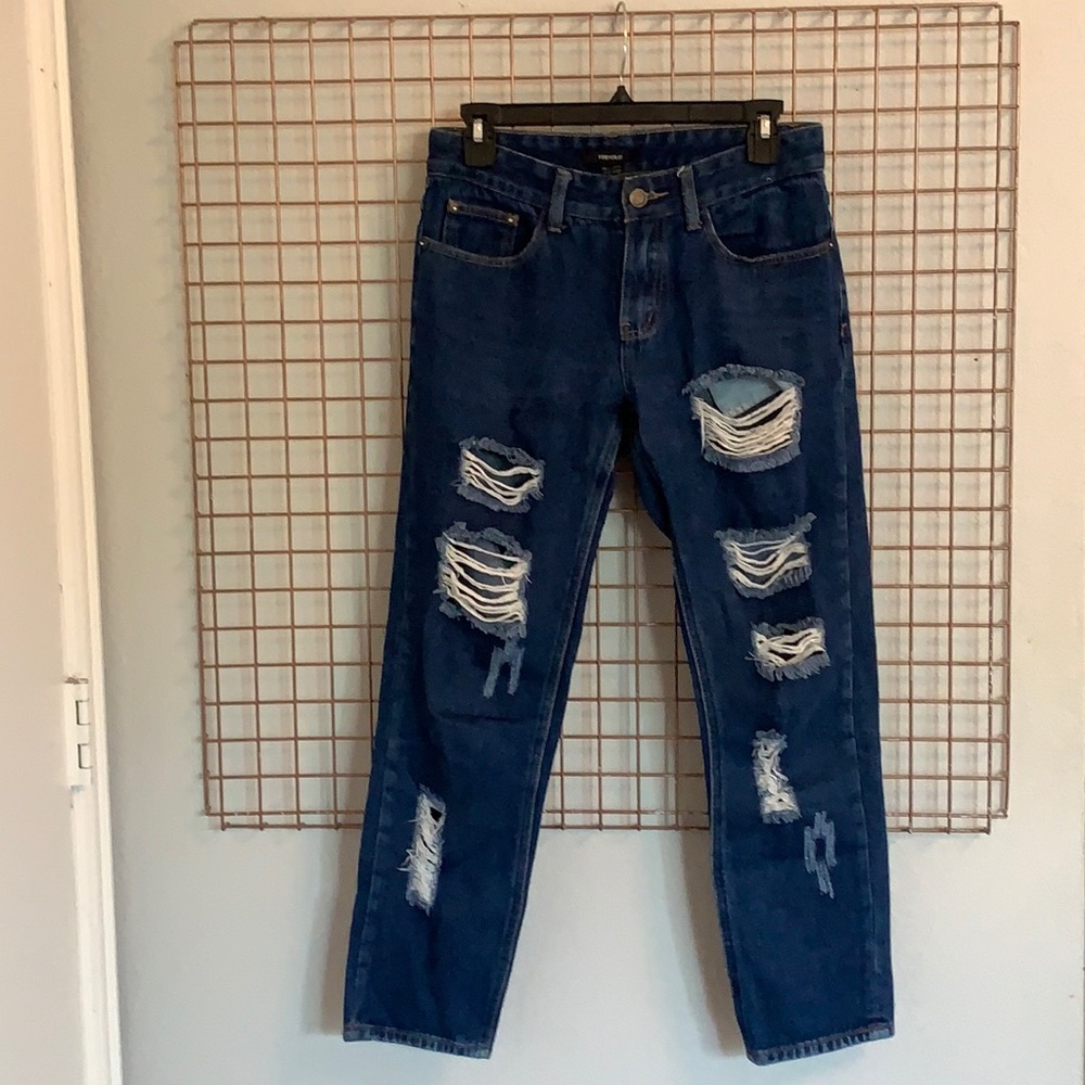 Forever 21 distressed boyfriend jeans